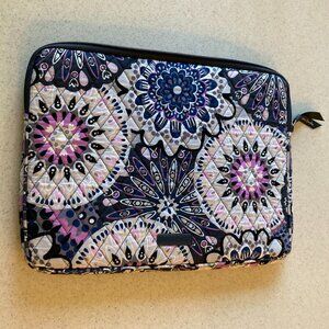 Vera Bradley Laptop Sleeve Case Mimosa Medallion  EUC